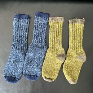 2 thick wool socks !!